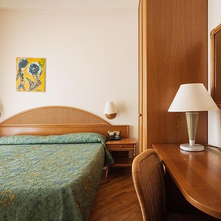 Hotel Scogliera Numana Esterno foto
